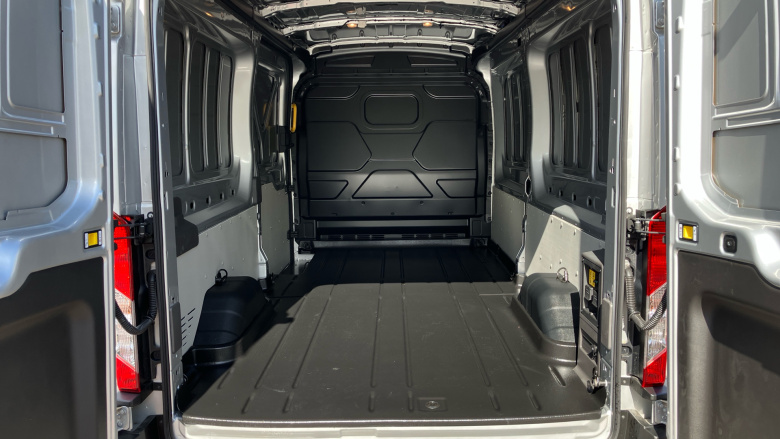 Ford Transit E-350 L3 Rwd 135kW 68kWh H2 Trend Van Auto